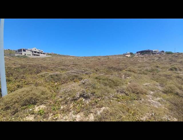 LAND FOR SALE IN DA GAMA BAY